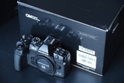 Olympus OM-D E-M1 Mark III body przebieg 7,6 tyś jak NOWY + 1x bateria
