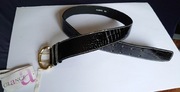Czarny pasek damski lakierowany regulowany 100 cm 