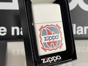 Zapalniczka Zippo 2013, Classic Blue Flower Design, White Matte