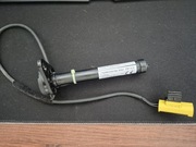 Mercedes CLA W117 nabój zawiasu maski 