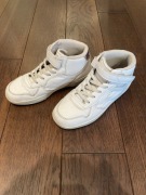 Dziewczęce buty na rzepy Levi's - rozmiar 35