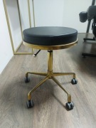 Taboret fotel kosmetyczny obrotowy czarny złoty