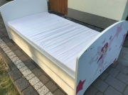 Łóżko dla dziewczynki z szufladą
