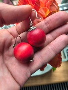 Kolczyki czerwone kule drewniane