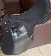 Siodło lekkie tekstylne WINTEC  17 c 43cm czaprak strzemiona popręg GULLET