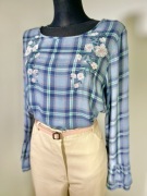 Bluzka koszulka damska z długim rękawem niebieska w kratę haftowana S 36