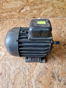 Silnik  S. Z. J. E. 14 a 1400 ob 0,8 kw 220/380  