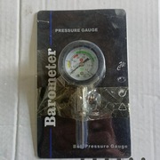 PRZENOŚNY CIŚNIENIOMIERZ MANOMETR DO PIŁEK