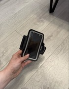 etui sportowe na telefon tzw. opaska na ramię marki iHome.