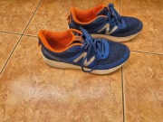 Buty wiosenne dla chlopca new balance  rozmiar 37