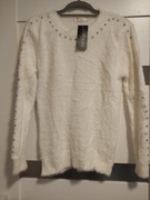 Elegancki sweter z perełkami 