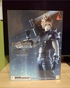 Final Fantasy VII Cloud Stride ver. 2 / Play Arts Kai