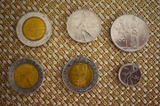 Włoskie liry , monety z lat 60 - 90 tych . - 6 sztuk w jednej cenie .