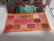 Paleta cieni Revolution Tasty Peach 