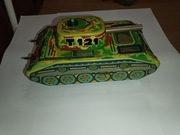 Stary czołg blaszany czołg pancerny T62