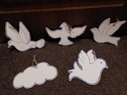 zestaw 4 gołębi z chmurką