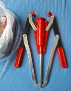 KORKOWNICA DWURAMIENNA ręczna METALOWA