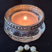 Mały szklany świecznik 