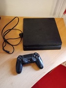 PS4 SLIM 500 GB Stan Bardzo Dobry wraz z Padem i kablem zasilającym!Używany
