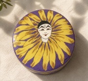 Francuska szkatułka Art Déco Perlam Limoges France Pierrot / teatr / 