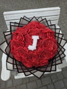 Bukiet wiecznych róż z literką możliwość wyboru literki