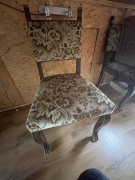 krzesła przedwojenne po wymianie tapicerki   