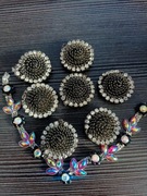 Resztki biżuterii decoupage ozdoby