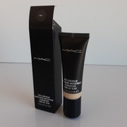 Mac Cosmetics NC13 Pro Longwear Nourishing Waterproof Foundation Podkład 