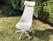 Ergonomiczny fotel obrotowy z regulacją