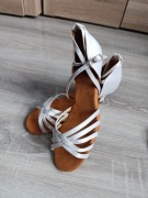 Buty do tańca latynoskiego nowe  40 + szczoteczka do czyszczenia butów 