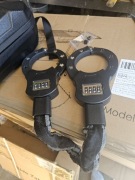 Zapięcie kajdanowe do hulajnoga lub roweru.