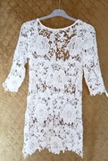 Biała Boho sukienka tunika narzutka koronkowa taliowana na plażę rozm M