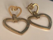 Kolczyki w kształcie serc w złotym kolorze Vezzi
