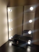 Lustro do wizażu Soled 60x80 z podstawką gratis