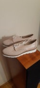 Buty dziurkowane