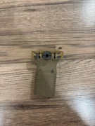 Krótki pionowy chwyt przedni - Dark Earth