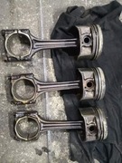 Tłok Z korbowodem Audi 1.6 AHL