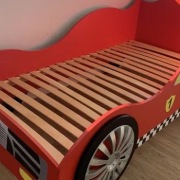 łóżko dziecięce "samochód"