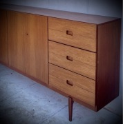 Duńska komoda z drewna tekowego