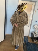 Kożuch płaszcz futro damskie France L 44 Tissavel