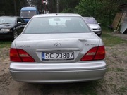 Klapa do Lexusa LS430 z 2003 roku 