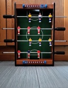 Piłkarzyki stołowe gra zręcznościowa 