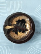 Ceramiczna popielniczka z liściem 