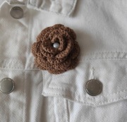 Broszka na szydełku 