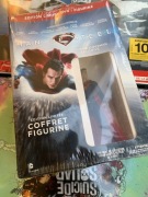 Superman man of steel film DVD z figurką