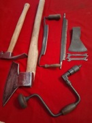 Stare narzędzia ciesielskie - siekiera niemiecka DIN