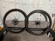 Koła szosowe/gravelowe CUBE RA 1.9 Aero Disc Komplet z Oponami i tarczami