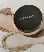 Mary Kay Jedwabisty Puder Light Medium Ivory
