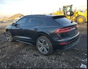 Audi Q8 cwiartka prawa lewa  tył blotynik pas dach wanna