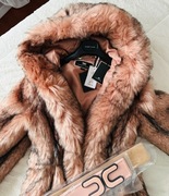 Futro Elisabetta Franchi rozm M włoski 42 różowe z kapturem 